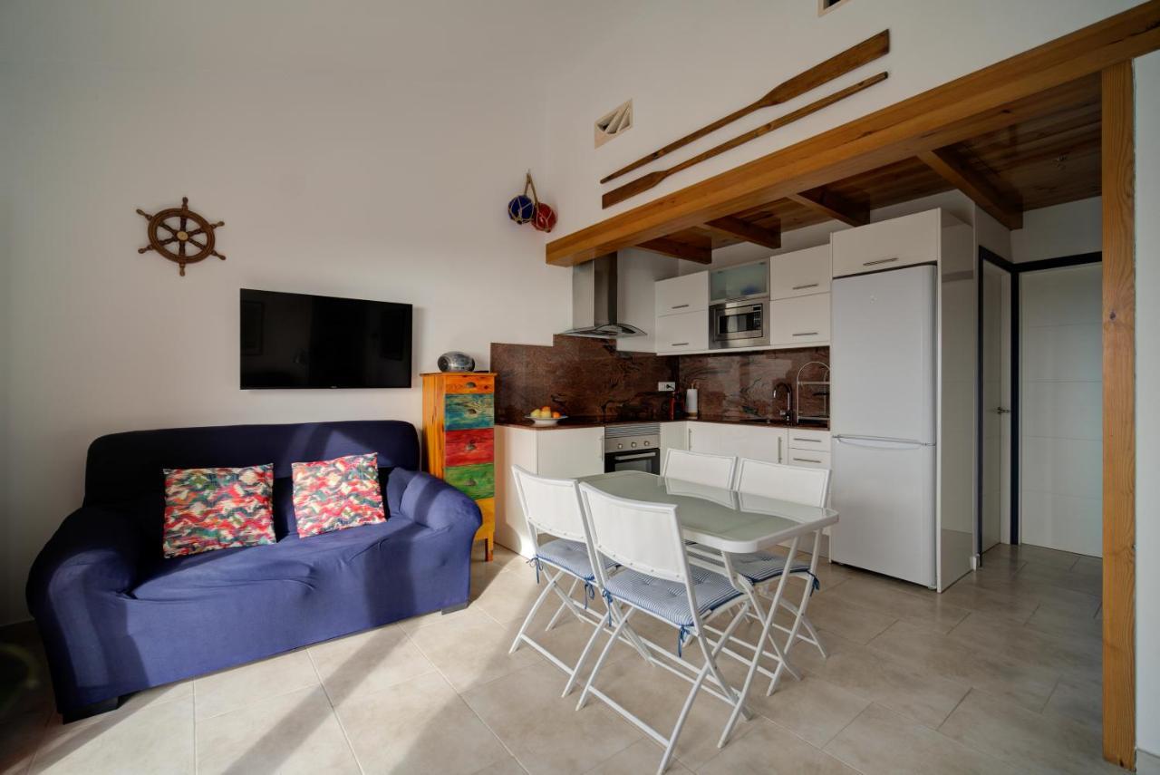 Vista Faro-Apartamento Con Balcon Que Mira Al Mar Cala'N Bosch  Exterior photo